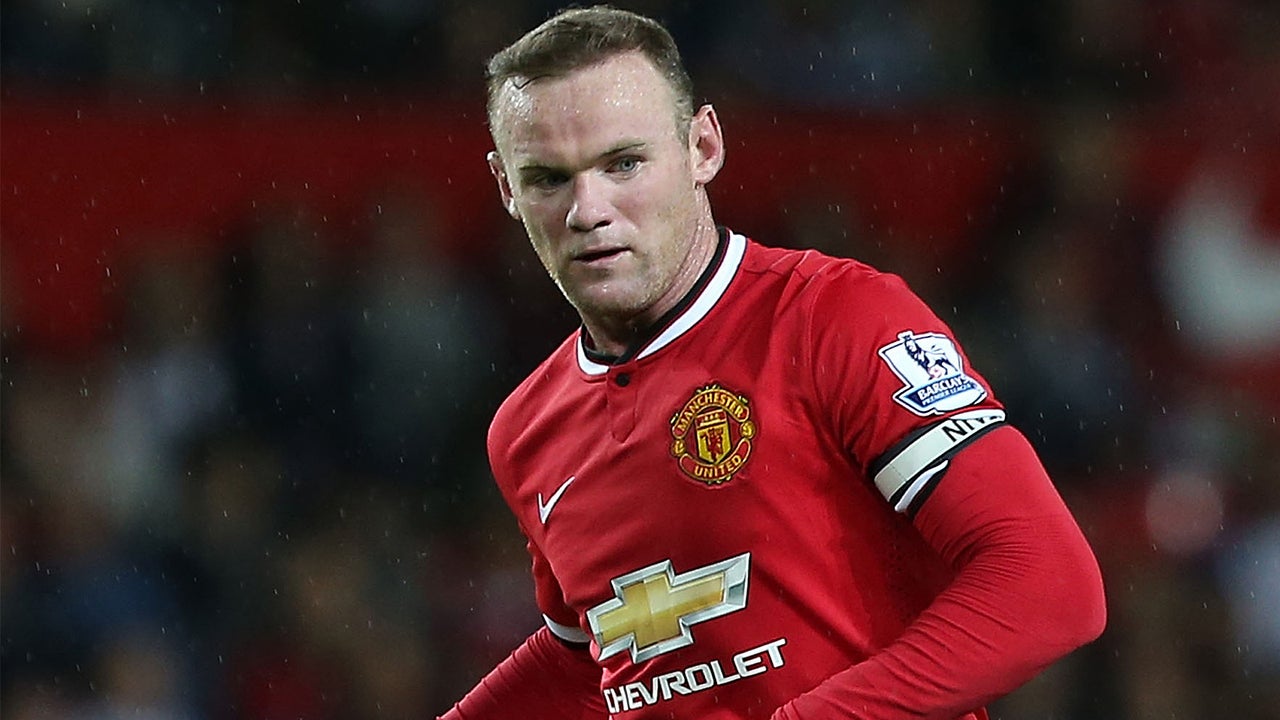 Van Gaal names Wayne Rooney as Manchester United's new captain